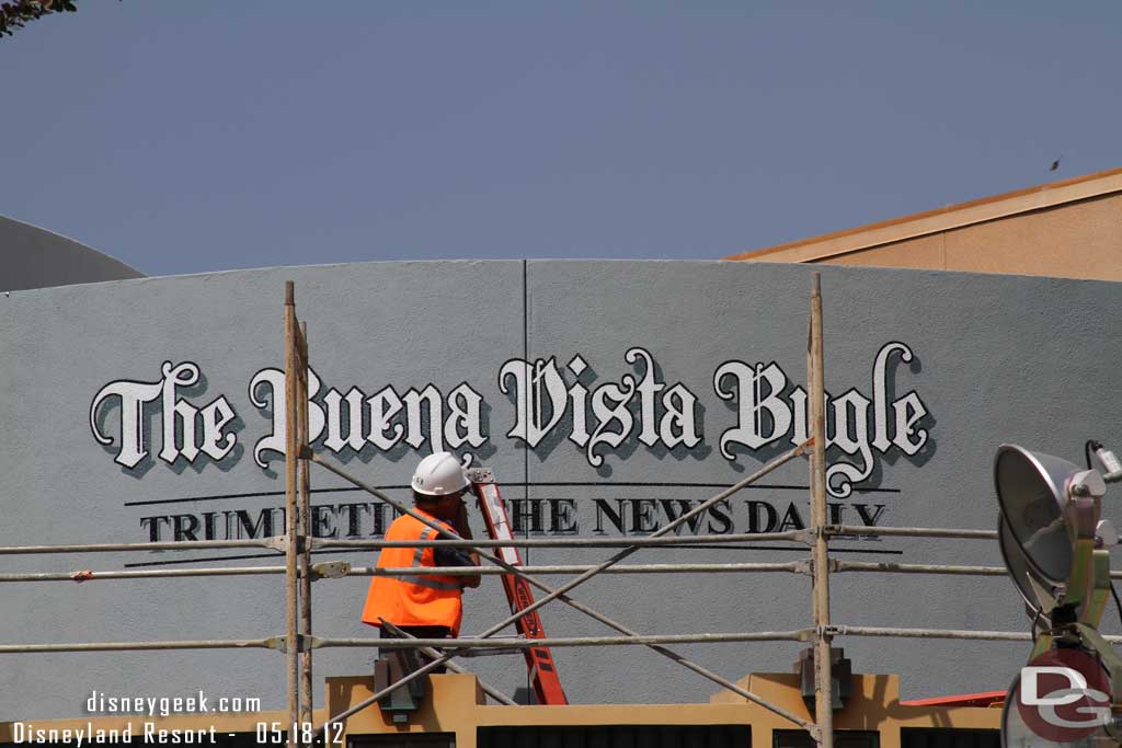 Another great sign being painted.