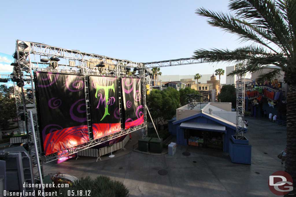 A large sign for the even ton the back of the stage.