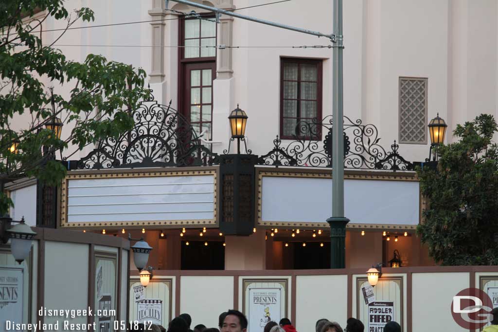 Some of the lights were on at the Carthay this evening.