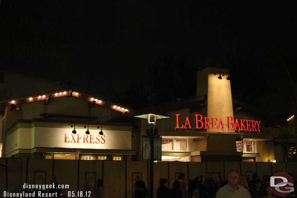 To close with two more pictures of the La Brea Bakery.