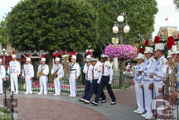 The honor guard arriving.