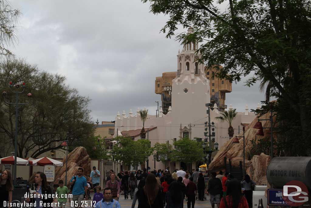 Heading toward Carthay Circle.  The walls have been taken down around the Carthay and moved back to reveal the fountain.