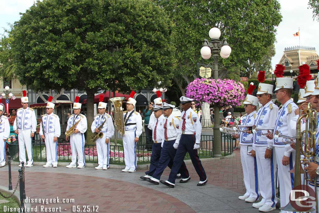 The honor guard arriving.