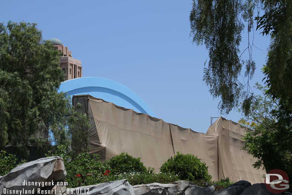 The Bugs theater is still behind scaffolding/tarps.