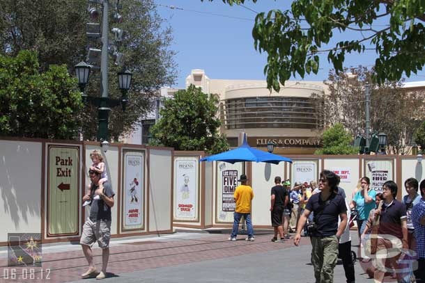 Another entrance/exit for the preview guests.