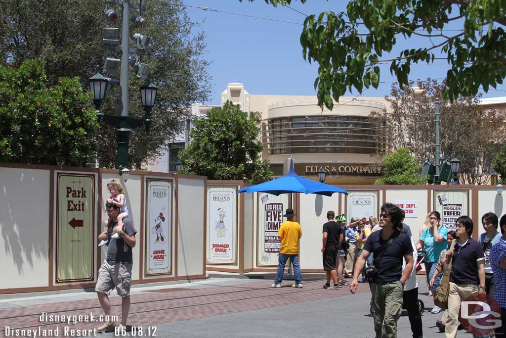 Another entrance/exit for the preview guests.