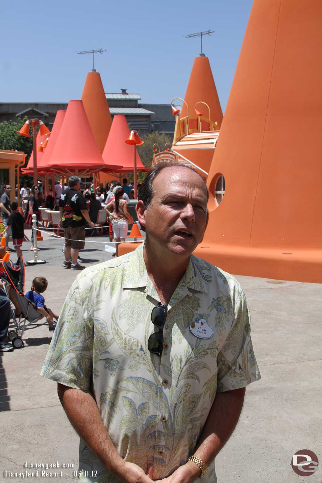 Ran into Kevin Rafferty and he took a good 15 minutes so out of his day to chat with us.  He is an Imagineer (senior concept writer who worked on the Racers).