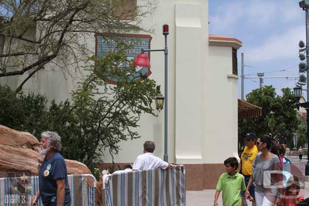 Heading toward Carthay Circle noticed something different...  the walls were down.