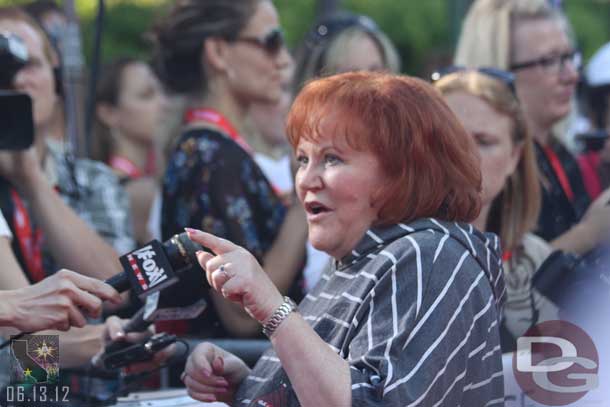 Edie McClurg 