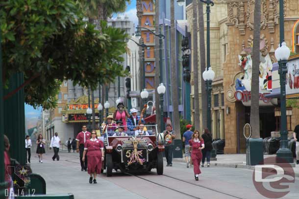 Five & Dime making their way to Carthay Circle for their premiere performance.