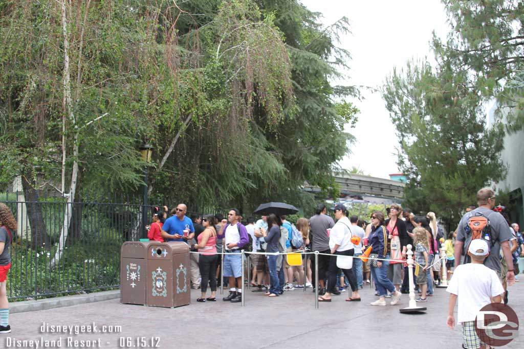 The line for the Matterhorn was only on one side today.