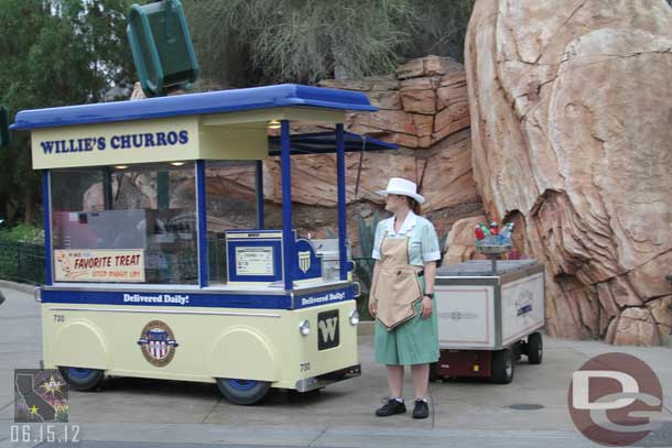 A nice shot of the new churro cart in Carthay Circle as we waited for the reopening ceremony.