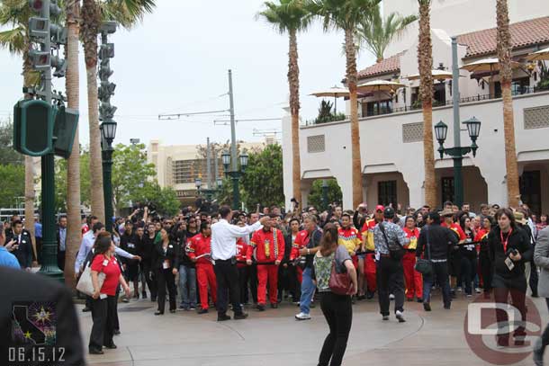 The crowd started to move and we started to back peddle to keep in front of them (there is a series of video clips in a couple pages).