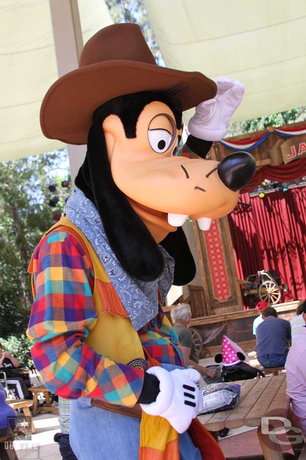 Goofy was roaming around for pictures.  Noticed only one character at a time out during my brief time in the Jamboree area.  Not sure if it was timing or a tweak to the line up based on crowds.