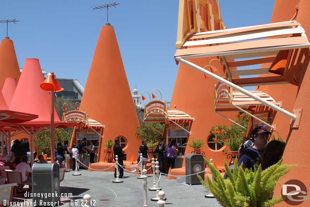 No real lines at the Cozy Cones.  It was a steady stream of people but nothing like the previews.  They have sold out of the cone cups, so wonder if that is making a difference.