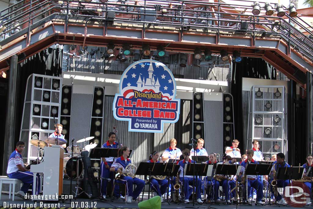 The College Band performs a set at 3:25pm, it is not listed on any of the park schedules and not really promoted.  I found out the time by asking a tech who was setting up earlier when I walked by.