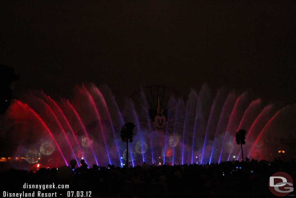 Headed back to DCA to catch the full World of Color show and use a Fastpass I picked up earlier in the day.  So a couple pictures from the Blue section.