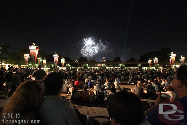 On the way out caught some of Magical from the Esplanade.. which had a healthy crowd camped out for the show.