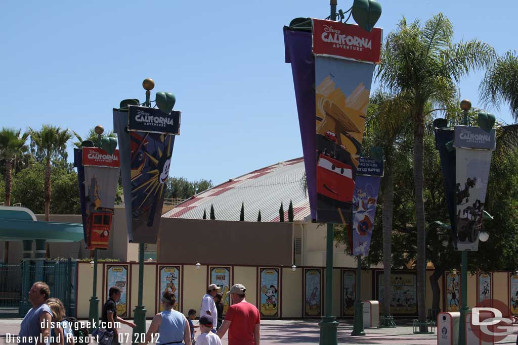 No visible progress on the planter work to the right of the DCA entrance yet.  Someday the fence and new plants will rise above the one remaining section of wall.