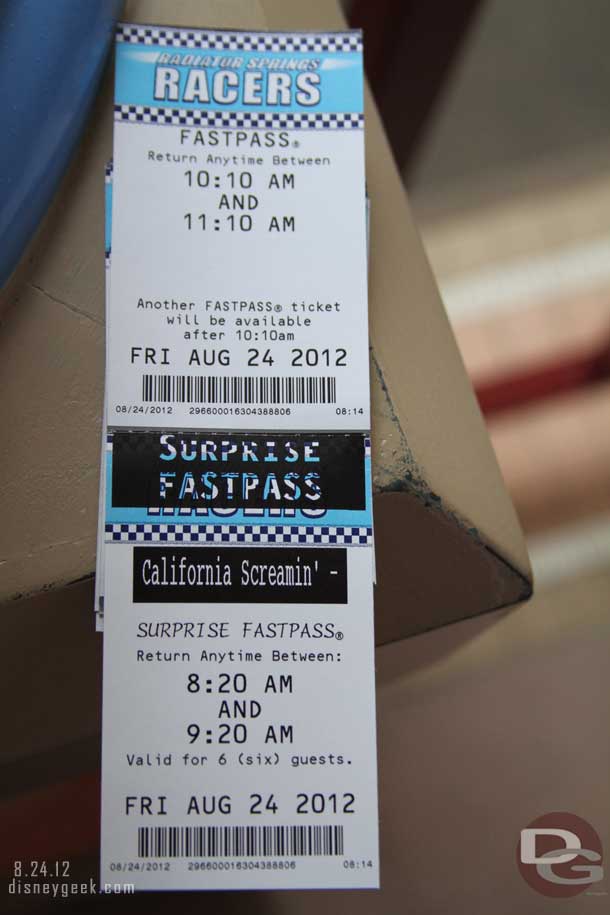 Thought this was interesting they were giving away surprise fastpasses for Screamin in an effort to spread the crowd out.