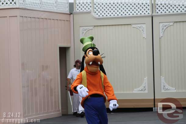 Goofy coming out for pictures.