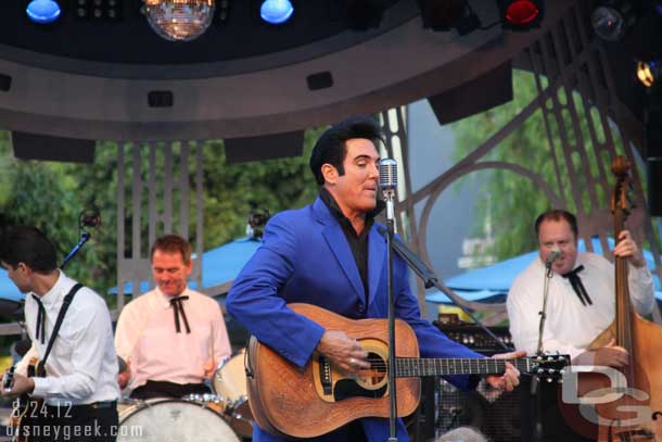 Scot Bruce/Elvis was performing at Tomorrowland Terrace.
