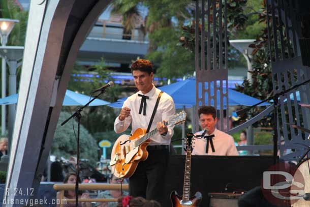 A different guitar player than usual in the band tonight.