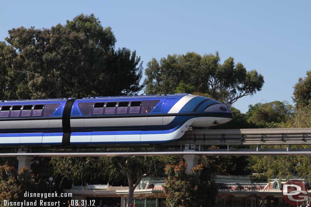 Mandy Monorail on the beam today.