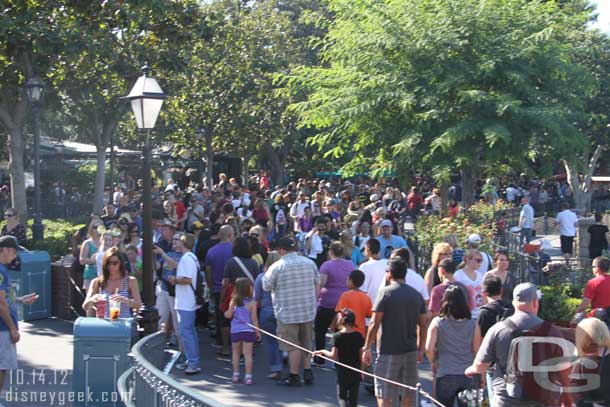 Pirates was using an extended queue this afternoon