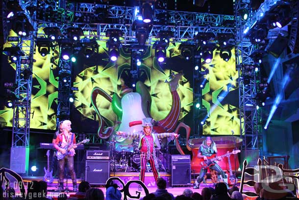 The Mad T Party band.