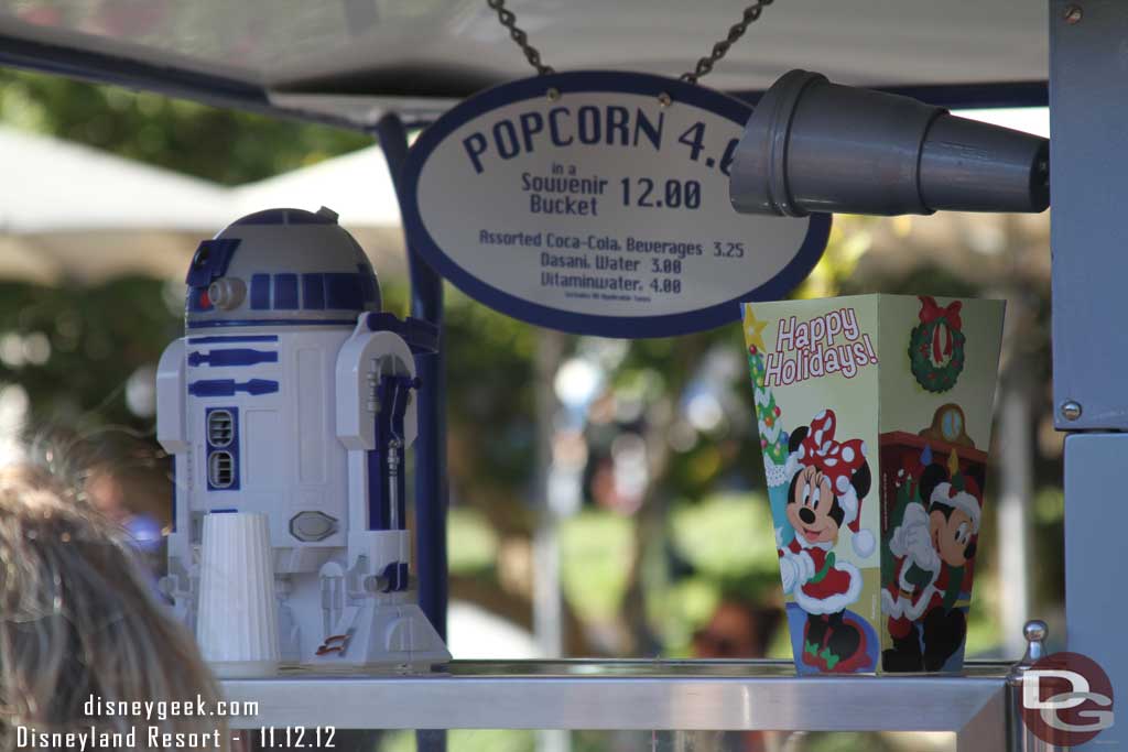 A quick look at the popcorn containers this year.