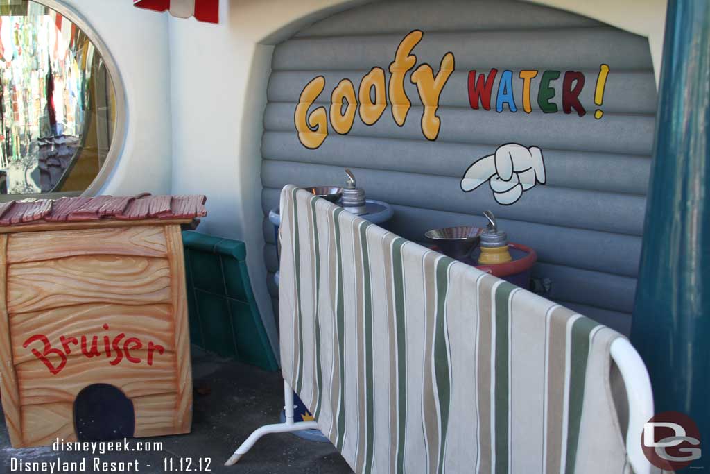 The Goofy Water fountains are back but still being finished up.