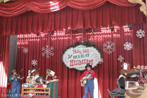 Time for Billy Hill and the Holiday Hillbillies