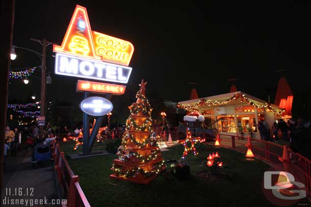 Santa Mater out for pictures.