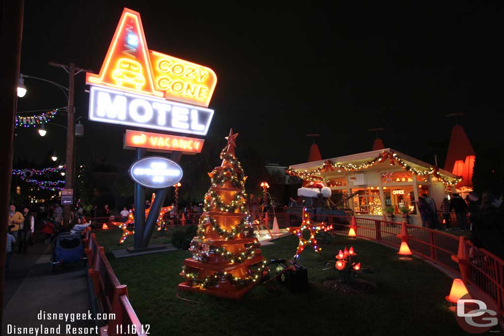 Santa Mater out for pictures.