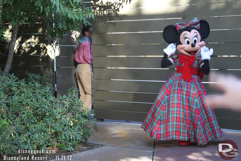 Minnie heading backstage.