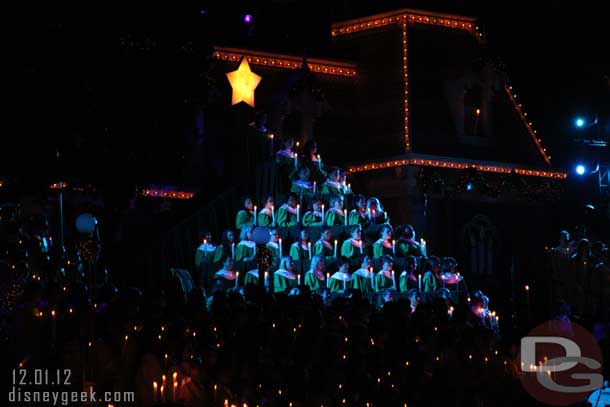 For those not familiar with the event, the human Christmas tree is the Disney Cast Member choir.  Made up of volunteers from the all around Southern California.