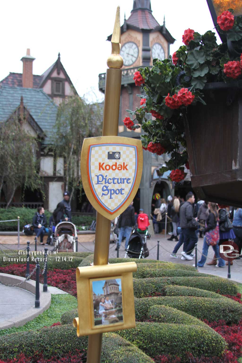 Another of the picture spots, this one for the Sword in the Stone in Fantasyland.