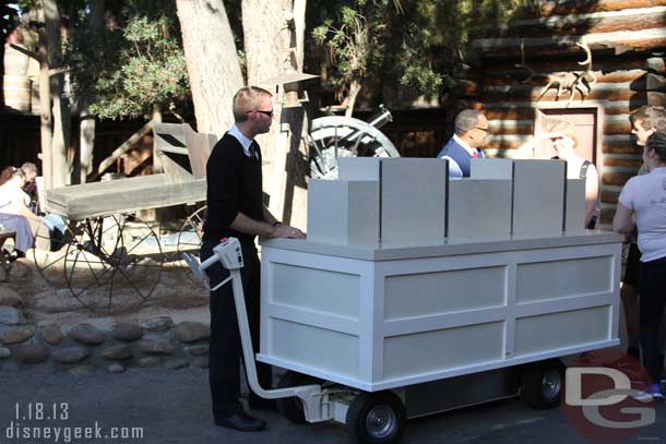 A cart out doing checkins for the Golden Horseshoe Annual Passholder show.