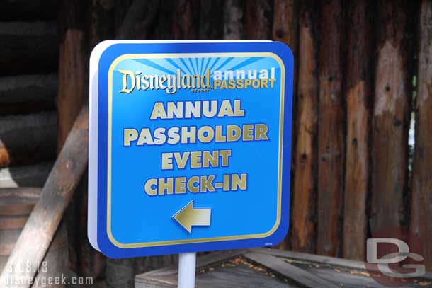 There were cast members scanning annual passes and issuing wrist bands for the Fantasy Faire.  I was able to walk right up and get one for the 4-6 preview.  No waits and they had plenty.