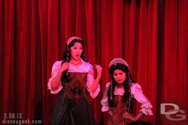 A couple of cast members interact with the kids sitting up front (children can sit on the floor in the front for the show).