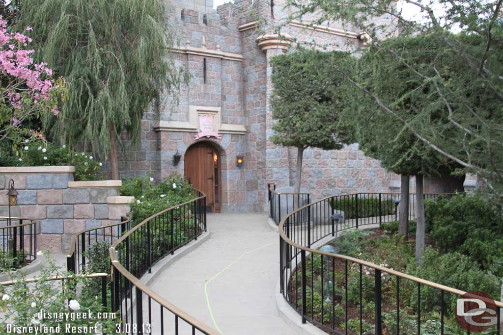 Looks like the walkway to Fantasyland can be used as extended queue too.