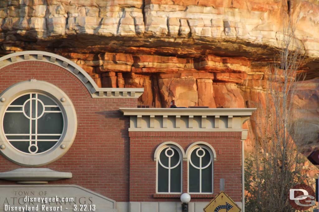 There were a couple cast members on the roof of the firehouse.  Of course they went out of site by the time I pulled the camera up to take a picture.  Not sure what they were doing.