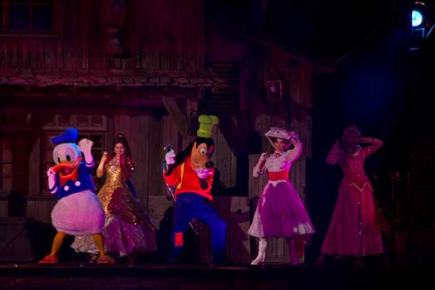 Since there is no Mark Twain the characters are on the main stage.