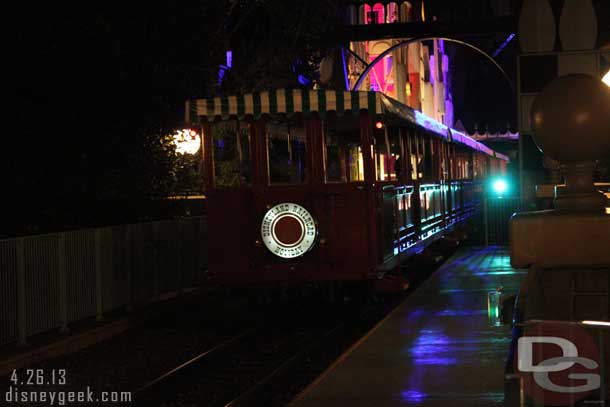 Then the next train pulled in an only a handful of guests disembarked.  I was not going to make that one either.. 