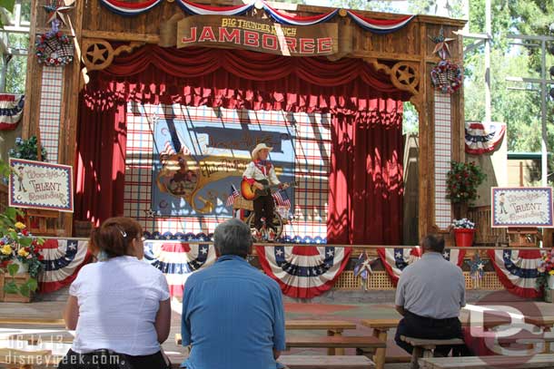 Since there were no signs or postings most of the audience had disappeared before it started.  Disney really needs to post show times to give guests a chance to see them!