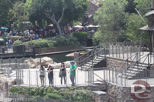 Noticed the stage area t the front of Tom Sawyer Island is open again, the tree house is not yet.