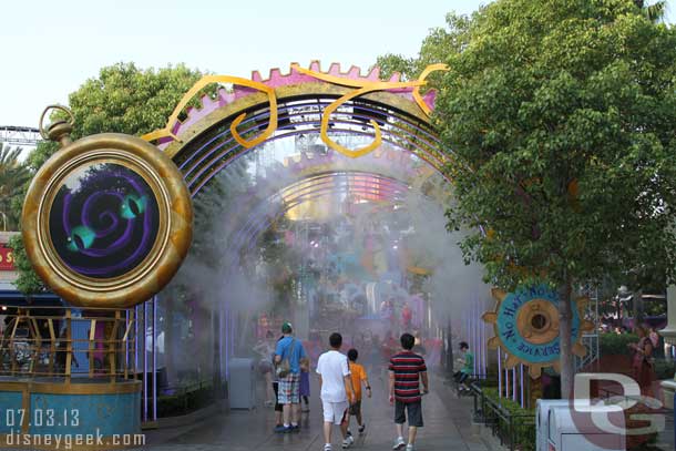 The Mad T Party was underway and the band was just wrapping up their set.