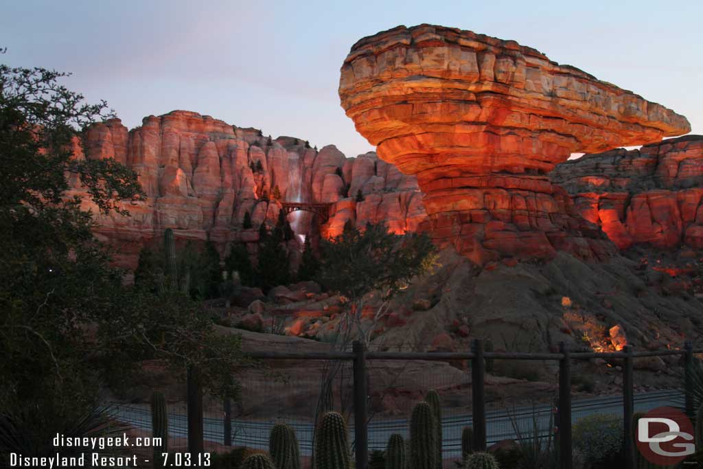 A couple random Ornament Valley pictures as I walked by.