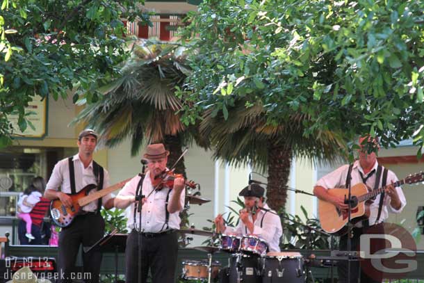 Sligo Rags performing on the Paradise Garden Bandstand.